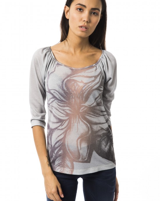 Open Round Neck T-shirt With Prints. Long Sleeve