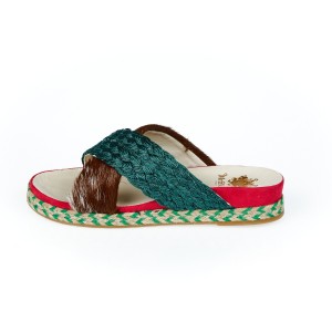 Sandal Slipper In Real Fur. Rubber Sole And Border With Contrasting Pattern.