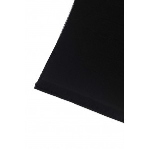 Scarf With Logo. Fringed Hems. Dimensions: 38 Cm X 180 Cm