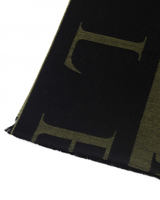 Scarf With Logo. Fringed Hems. Dimensions: 38 Cm X 180 Cm