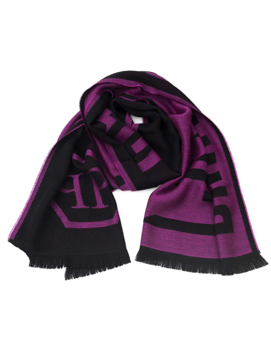 Scarf With Logo. Fringed Hems. Dimensions: 38 Cm X 180 Cm