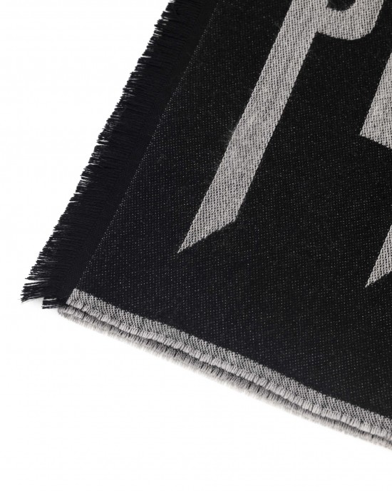 Scarf With Logo. Fringed Hems. Dimensions: 38 Cm X 180 Cm