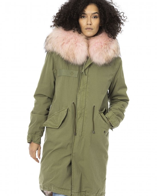 Long Parka. Side External Pockets. Hood With Fur. Front Closure With Zipper And Zipper Pull. Removable Inner Jacket. Adjustable Waist Cord