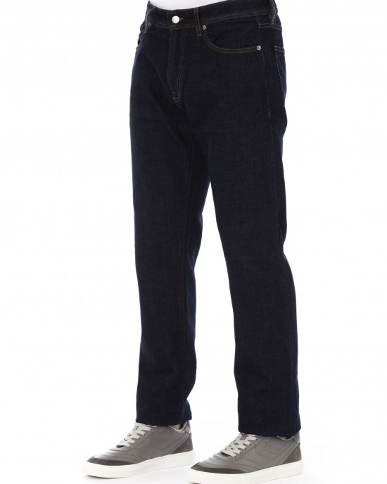 Regular Man Jeans With Logo Button. Front Pockets With Tricolor Insert. Rear Pockets. Label With Logo. Contrast Stitching