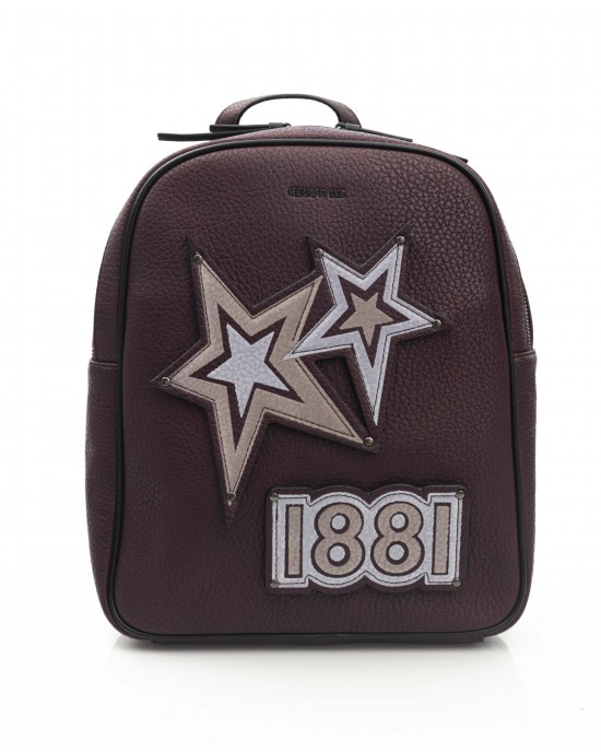 Backpack With Zip Closure. Internal Compartments. Back Pocket. Front Logo. 29*33*10