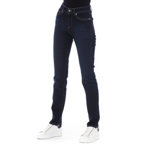 Regular Jeans With Logoed Button. Front Pockets With Tricolor Insert. Rear Pockets.