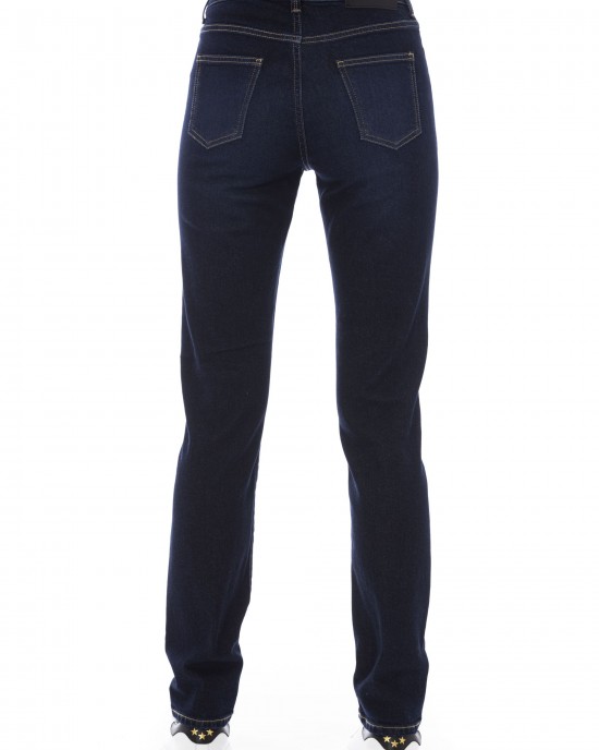 Regular Jeans With Logoed Button. Front Pockets With Tricolor Insert. Rear Pockets.