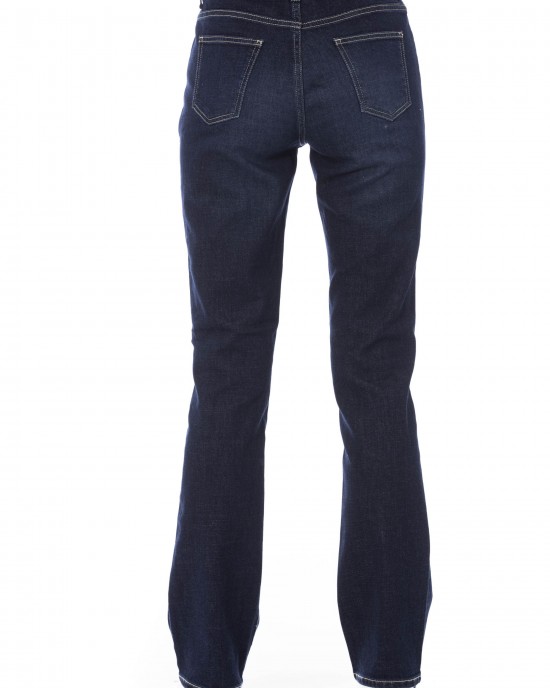 Regular Jeans With Logoed Button. Front Pockets With Tricolor Insert. Rear Pockets.