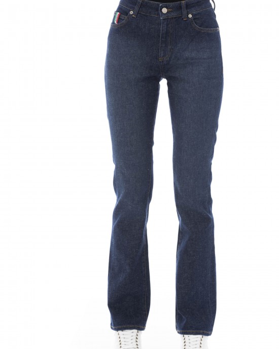 Regular Jeans With Logoed Button. Front Pockets With Tricolor Insert. Rear Pockets.