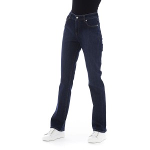 Regular Jeans With Logoed Button. Front Pockets With Tricolor Insert. Rear Pockets.
