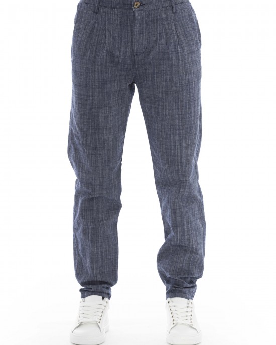 Chino Trousers. Front Zipper And Button Closure. Side Pockets. Back Welt Pockets.