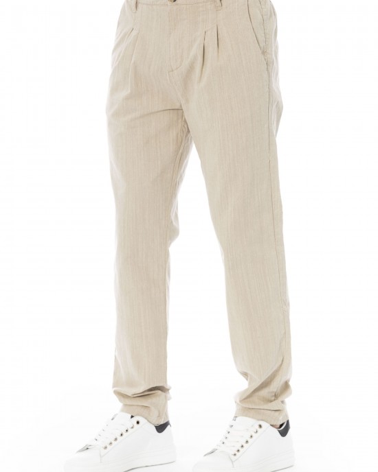 Chino Trousers. Front Zipper And Button Closure. Side Pockets. Back Welt Pockets.