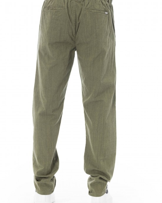 Chino Trousers. Front Zipper And Button Closure. Side Pockets. Back Welt Pockets.