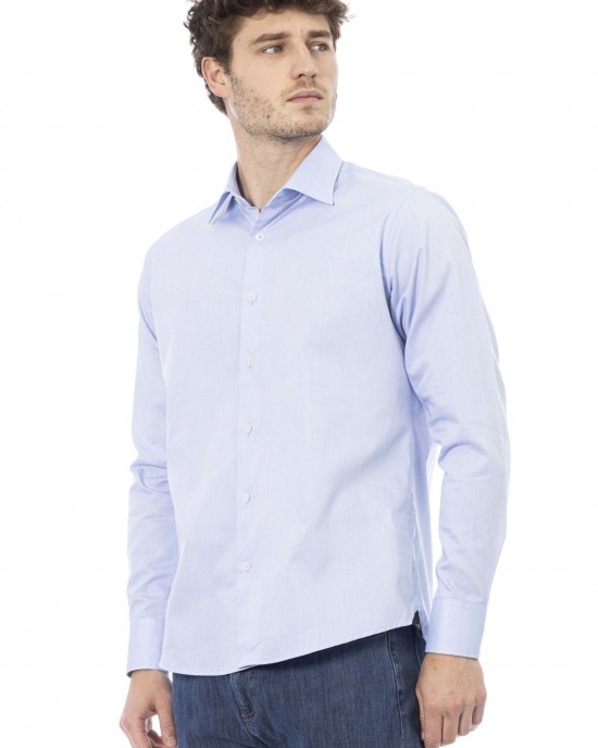 Regular Fit Shirt. Italian Collar. Front Closure With Buttons. Closure With Buttons On The Cuffs.