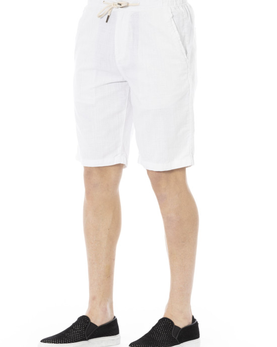 Bermuda Shorts. Solid Color Fabric. Closure With Drawstring. Side Pockets. Back Welt Pockets.