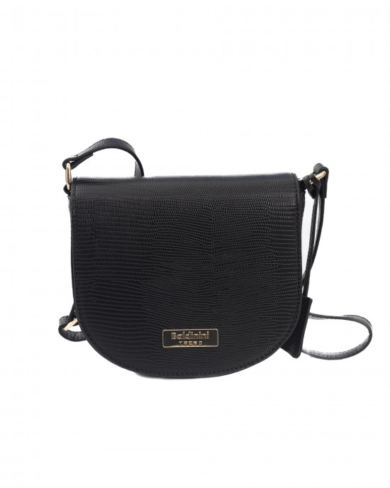 Shoulder Bag. Flap With Magnetic Button Closure. Logoed Lining. Internal Compartments. Golden Details. Front Logo. 21*7*23cm.