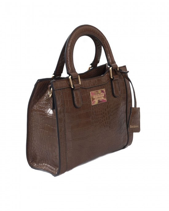 Shoulder Bag. Magnetic Button Closure. Logoed Lining. Internal Compartments. Golden Details. Front Logo. 25*10*21cm.