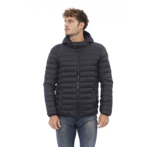 Men's Jacket With Hood. Horizontally Quilted. Customized Braces Inside That Allow The Garment To Be Worn As If It Were A Backpack. Contrasting Patch On The Left Sleeve. Wrists And Bottom With Matching Elastic. Light Padding (approximately 100g).