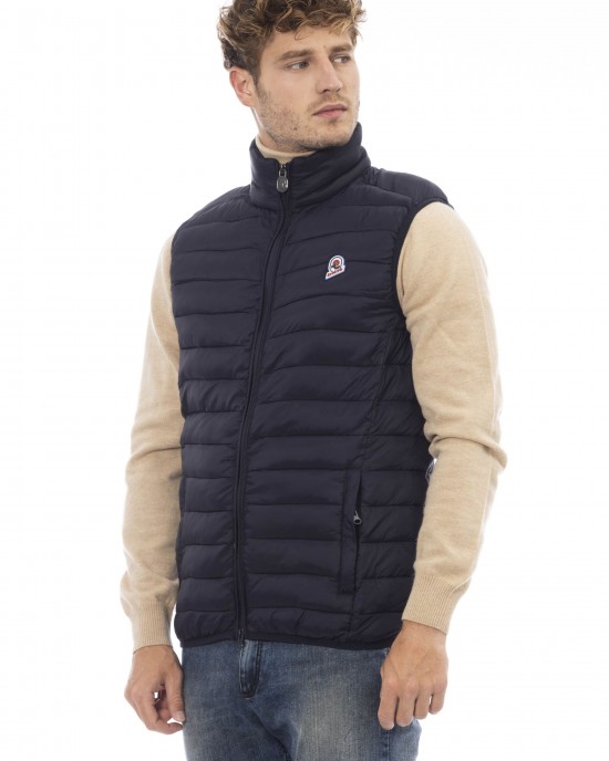 Men's Vest. Horizontally Quilted. Contrast Chest Patch. Bottom With Matching Elastic. Light Padding (approximately 100g).