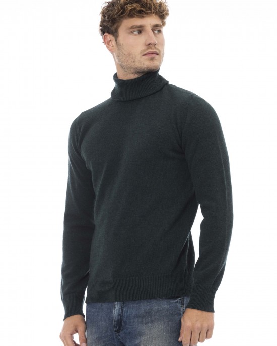 Turtleneck Sweater. Long Sleeves. Ribbed Collar. Cuffs And Bottom.