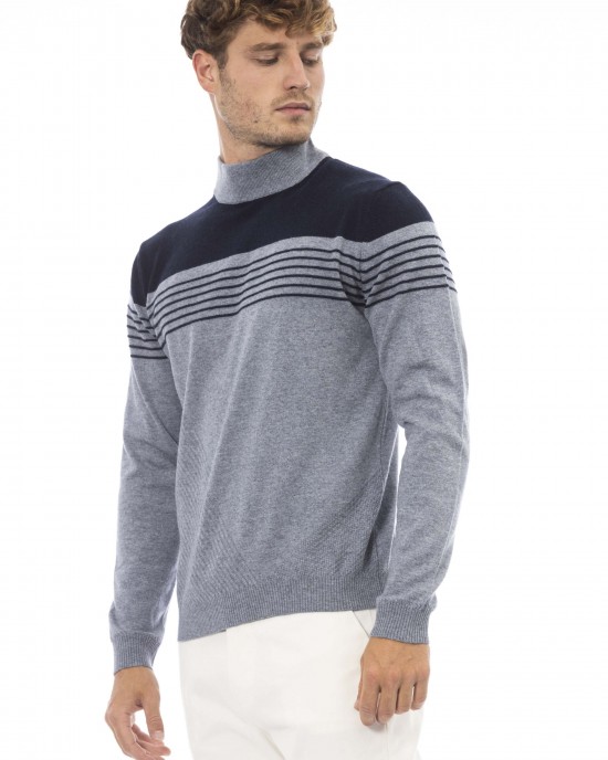 Mock Neck Sweater. Long Sleeves. Fine Rib Collar. Cuffs And Bottom Hem. Regular Fit.