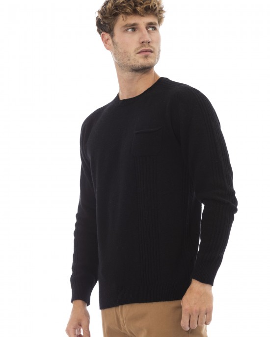 Crewneck Sweater. Long Sleeves. Fine Rib Collar. Cuffs And Bottom Hem. Front Pocket.