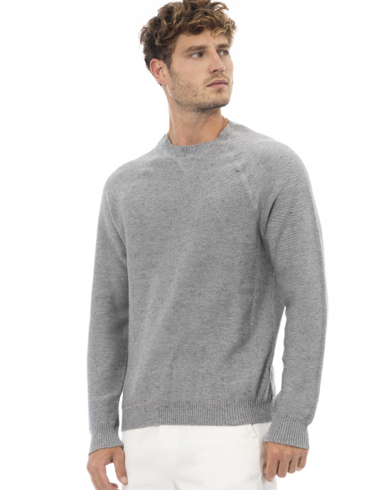 Crewneck Sweater. Long Sleeves. Fine Rib Collar. Cuffs And Bottom Hem. Regular Fit.