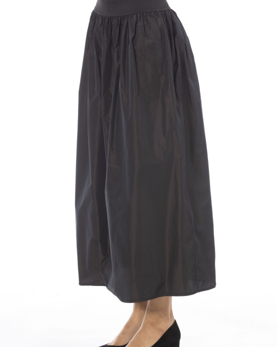 Taffeta Skirt. High Waist With Elastic Band.