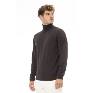 Turtleneck Sweater. Long Sleeves.