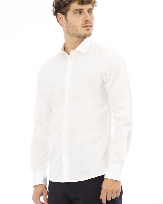 Shirt. Italian Collar. Front Closure With Buttons. Button Closure On Cuffs.