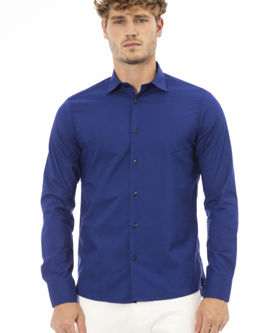 Regular Fit Shirt. Italian Collar. Front Closure With Buttons. Closure With Buttons On The Cuffs.