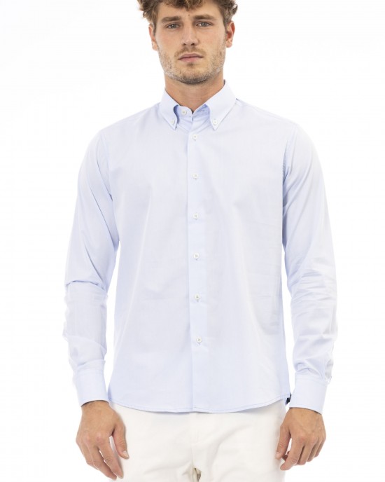 Regular Fit Shirt. Italian Collar. Front Closure With Buttons. Closure With Buttons On The Cuffs.