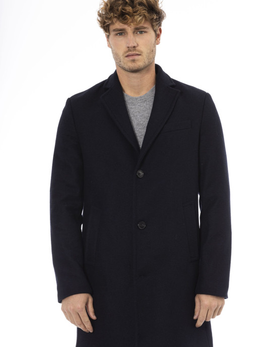 Coat With Button Closure. Side And Front Pockets.