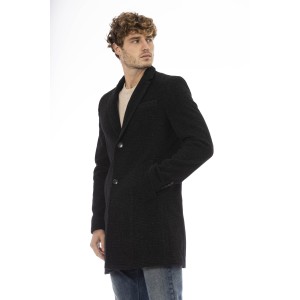 Coat With Button Closure. Side And Front Pockets.