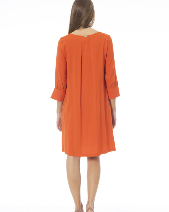 Single Color Dress. Long Sleeves.