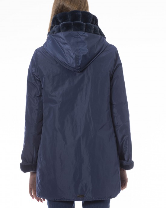 Reversible Jacket With Hood. Side Pockets. Zip Closure.