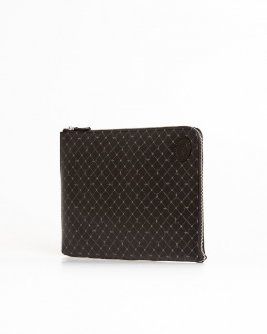 Clutch. Zip Closure. Internal Compartments. Front Logo. 33*24*3.