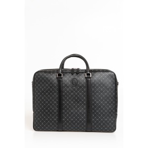 Briefcase With Shoulder Strap. Internal Compartments. Zip Closure. Front Logo. 41*33*12.
