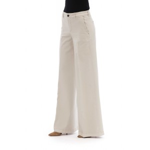 Trousers With Side Pockets And Welt Pockets On The Back.