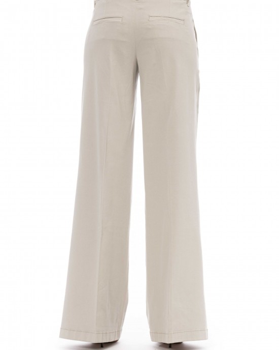 Trousers With Side Pockets And Welt Pockets On The Back.