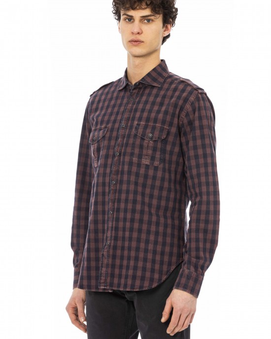 Shirt. Pockets With Flap And Button On The Chest. Button Closure.