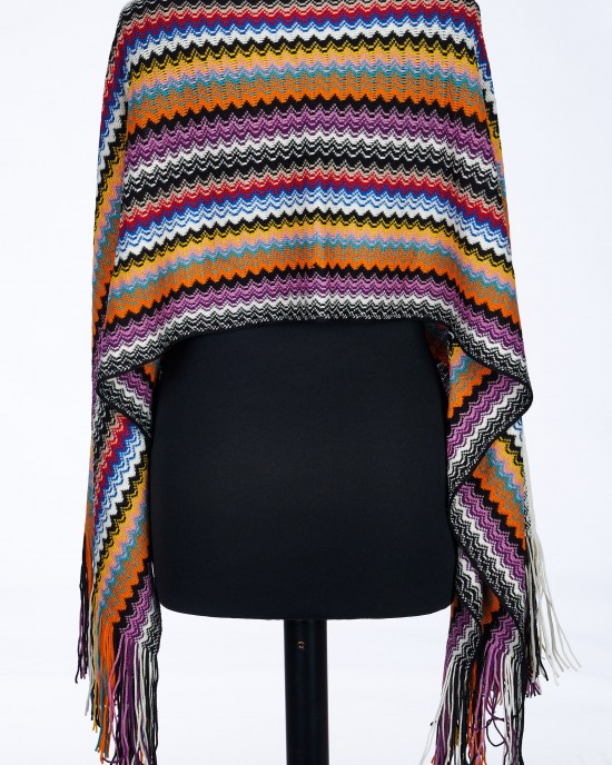 Fringed Poncho With A Geometric Fantasy And Multicolor! Dimensions: 100 Cm X 45 Cm + Fringes