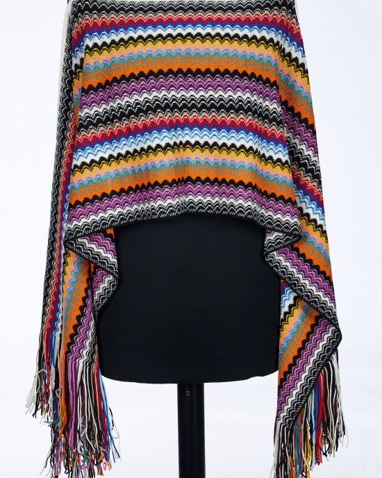 Fringed Poncho With A Geometric Fantasy And Multicolor! Dimensions: 100 Cm X 45 Cm + Fringes