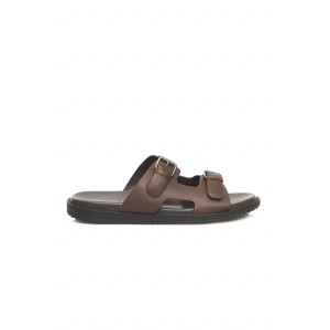 Real Leather Sandals. Wide Tablets With Buckle Detail. Rubber Sole.