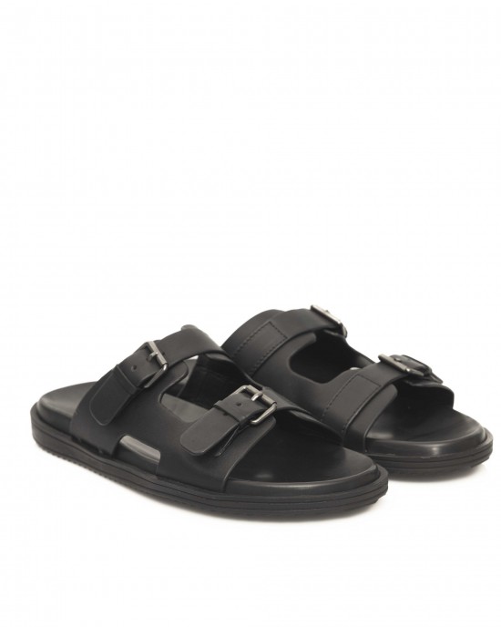 Real Leather Sandals. Wide Tablets With Buckle Detail. Rubber Sole.