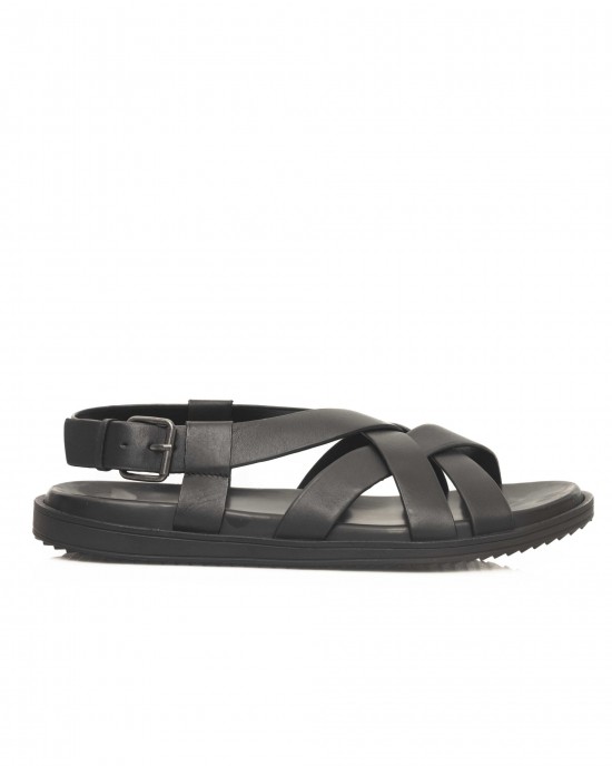 Woven Sandals In Real Leather. Adjustable Closure With Buckle. Rubber Sole.