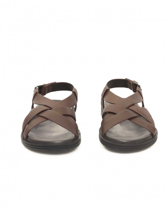 Woven Sandals In Real Leather. Adjustable Closure With Buckle. Rubber Sole.