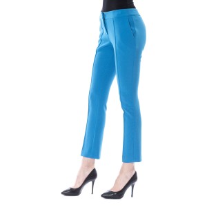Skinny Pants. Lateral Closure With Zip. Frontal Application