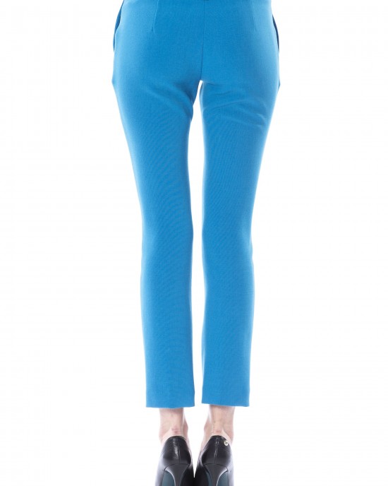 Skinny Pants. Lateral Closure With Zip. Frontal Application