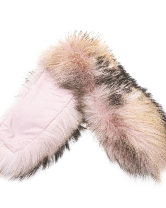 Woman's Fur Collar.